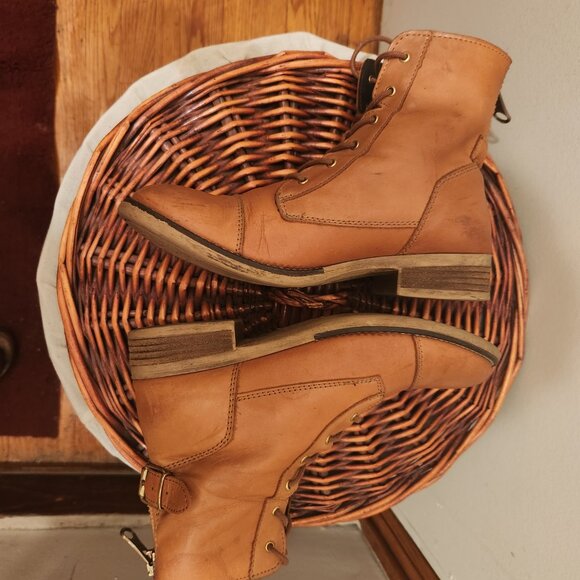 Vintage Aldo Ankle Booties - Picture 2 of 5